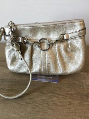 2005 Pleated Metallic Champagne Wristlet Clutch w/Hangtag - Elegant Evening Bag